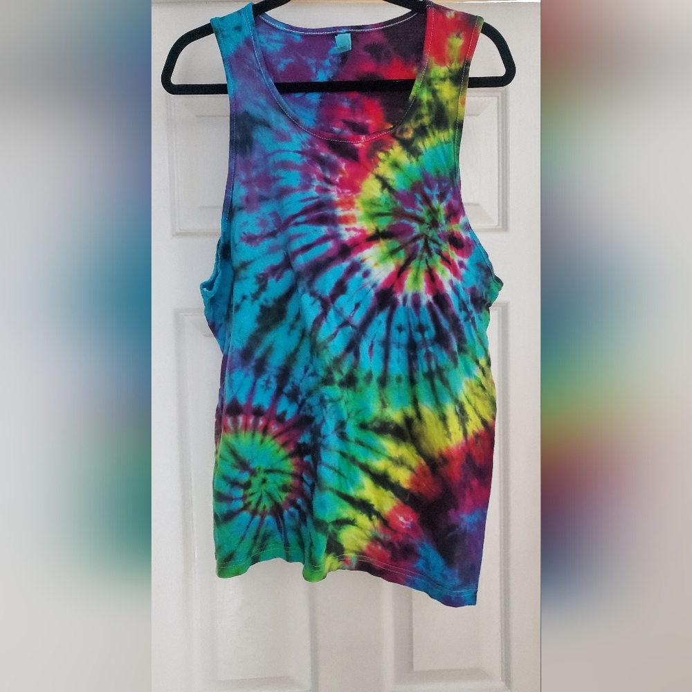 Vibrant Tie-Dye Tank Top Next Level Large